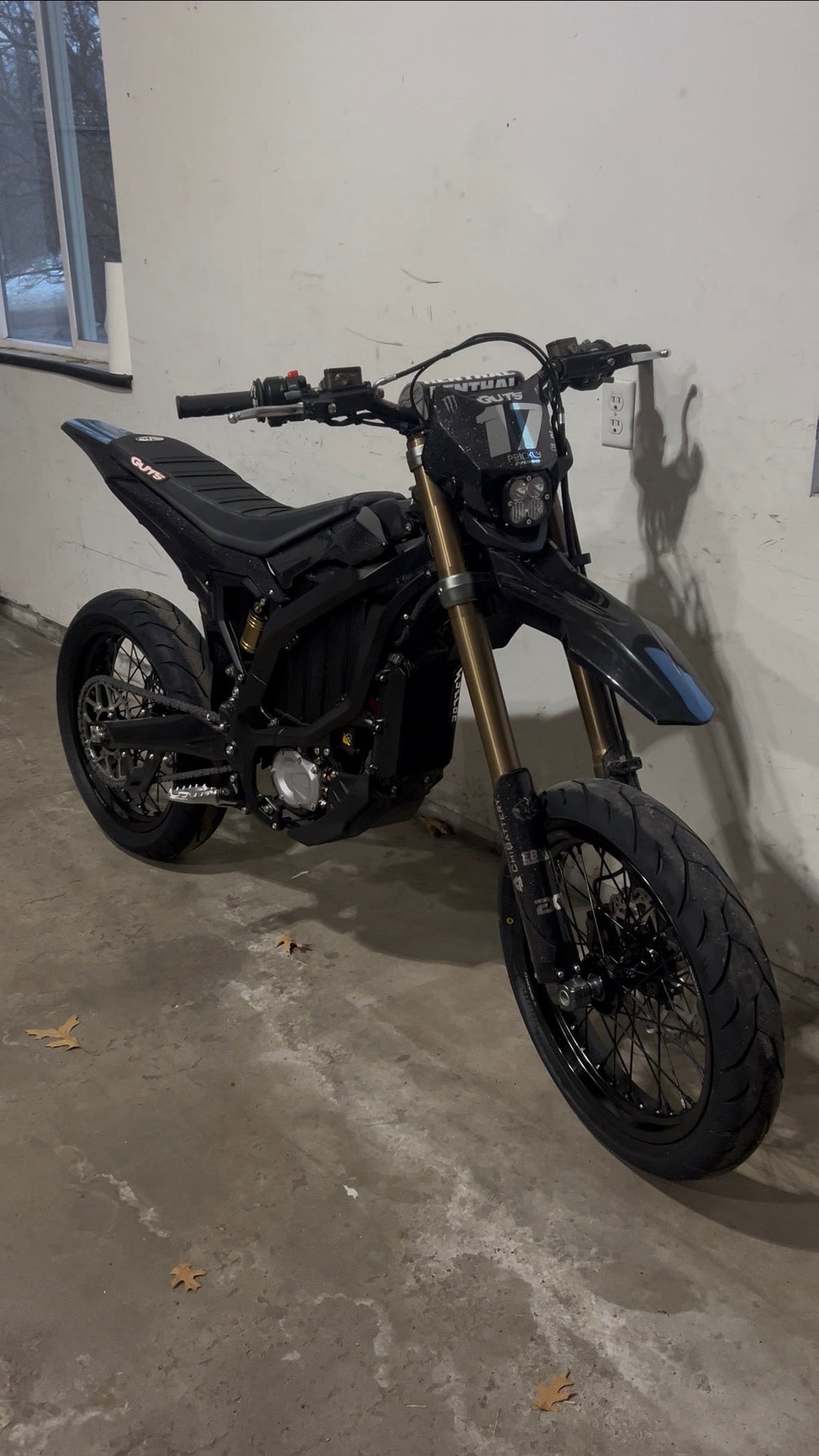 Ultra bee supermoto wheel set